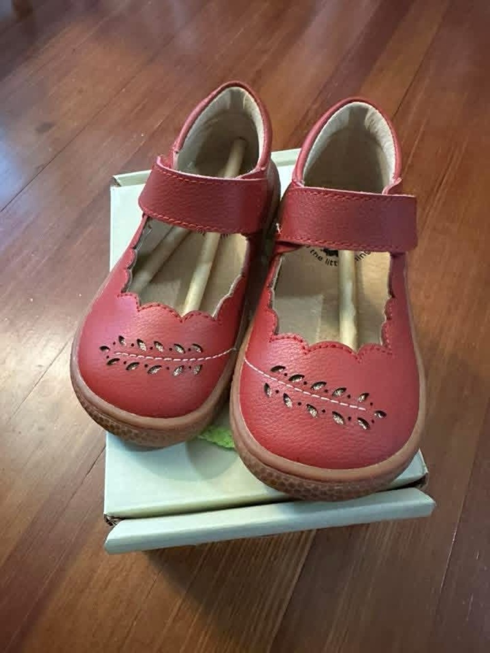 Girls Red Mary Jane Shoes with Scallop Detail